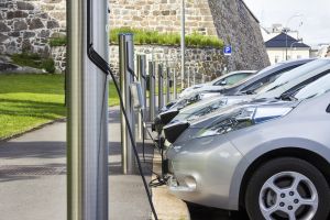 Mitchell-Plugged-In-EV-repair-trends-report