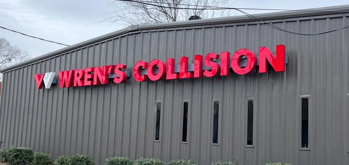 Wren's-Collision-Center-Kennesaw-GA-Collision-Tech