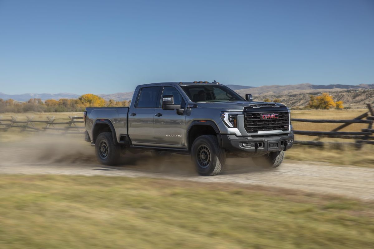 GM-GMC-Chevrolet-pickup-truck-tailgate-recall