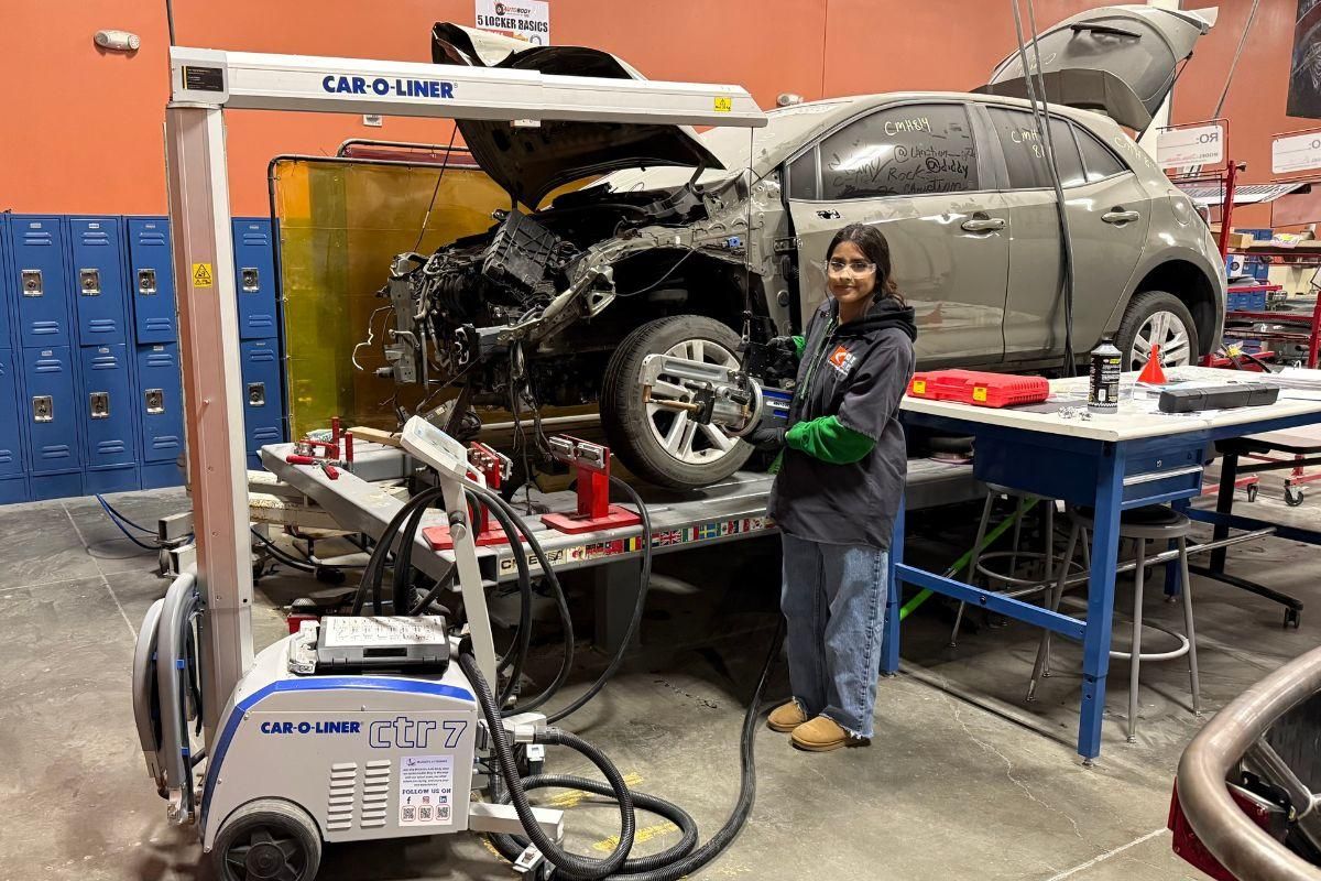 Car-O-Liner-welder-donation-CTEC