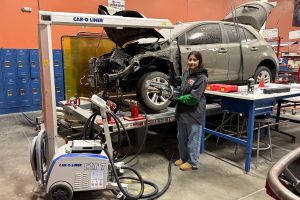 Mackin’s Auto Body Donates Car-O-Liner CTR 7 Spot Welder to CTEC