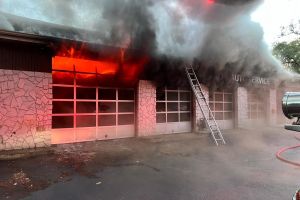 Pennsylvania Auto Body Shop Blaze Injures Firefighters, Damages Businesses