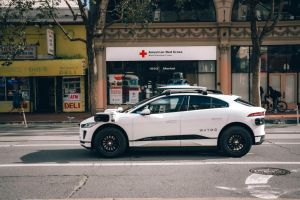 Waymo Opens Autonomous Rides to All in Los Angeles