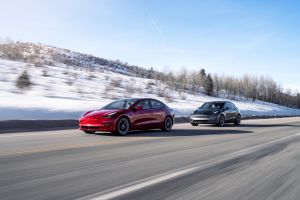 Tesla-Autopilot-recall-software-update